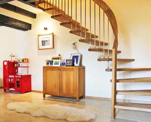 Cantilevered-Oak-Staircase